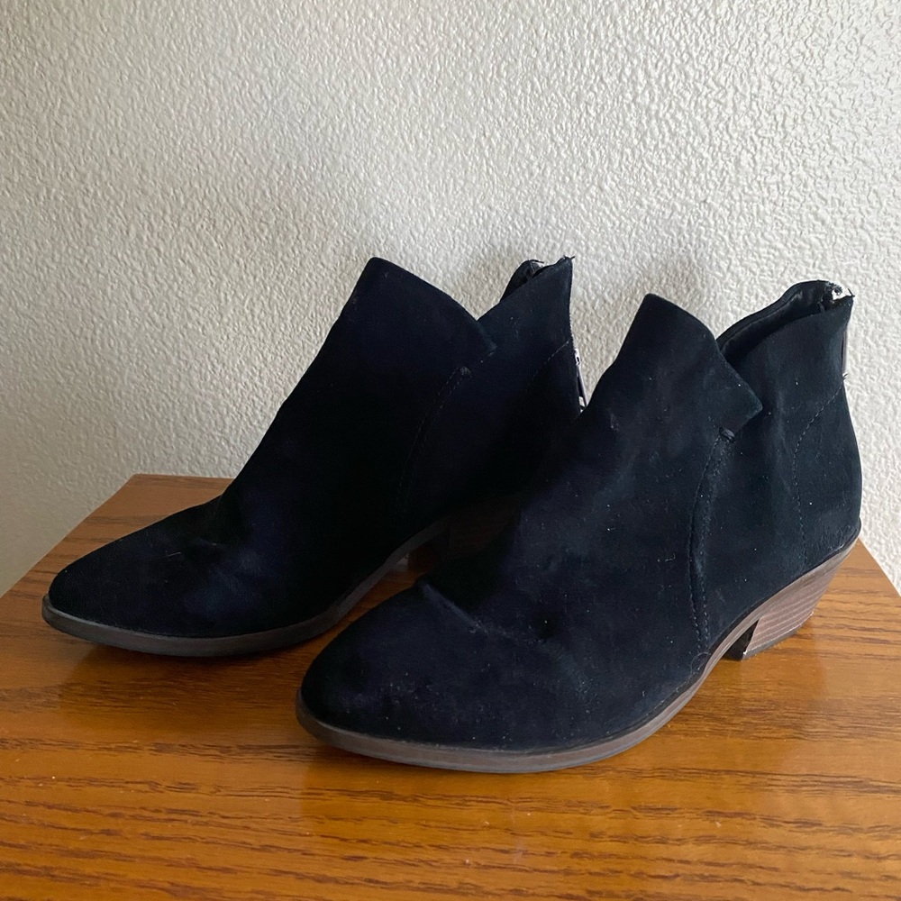 American eagle ankle boots